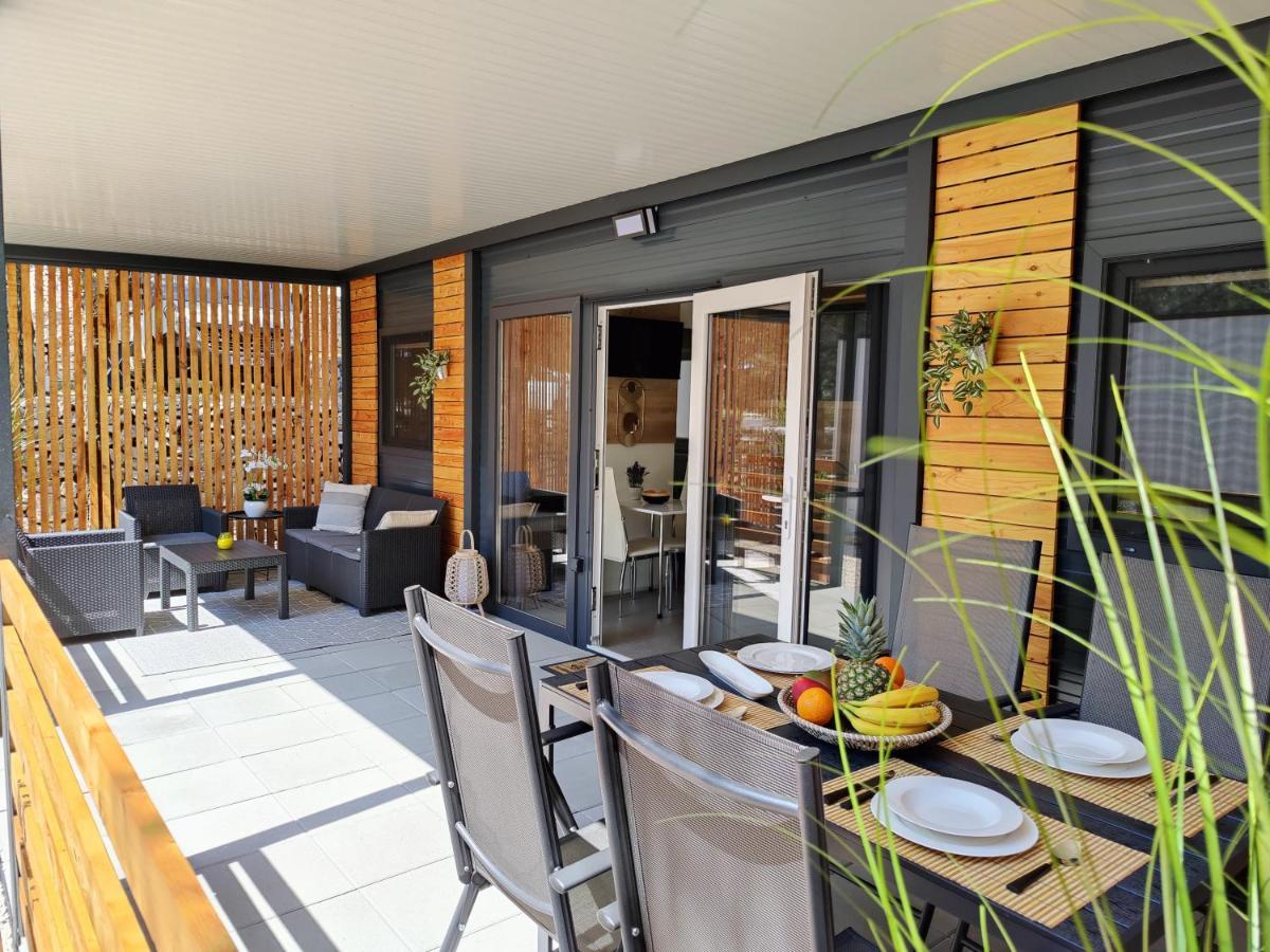 Camping Aria Mobile Home, Oaza Mira 5 Star Camping, Dalmatia *